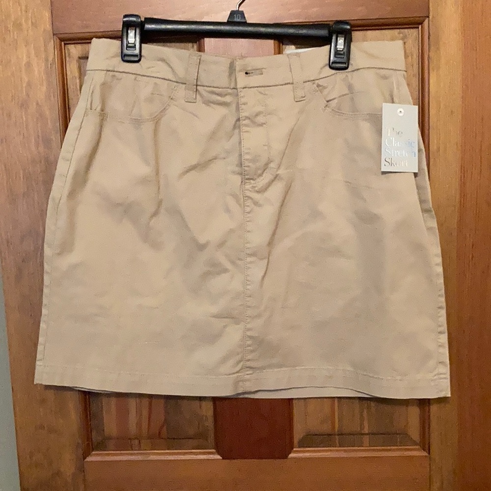 Size 12 khaki Croft and barrow skort